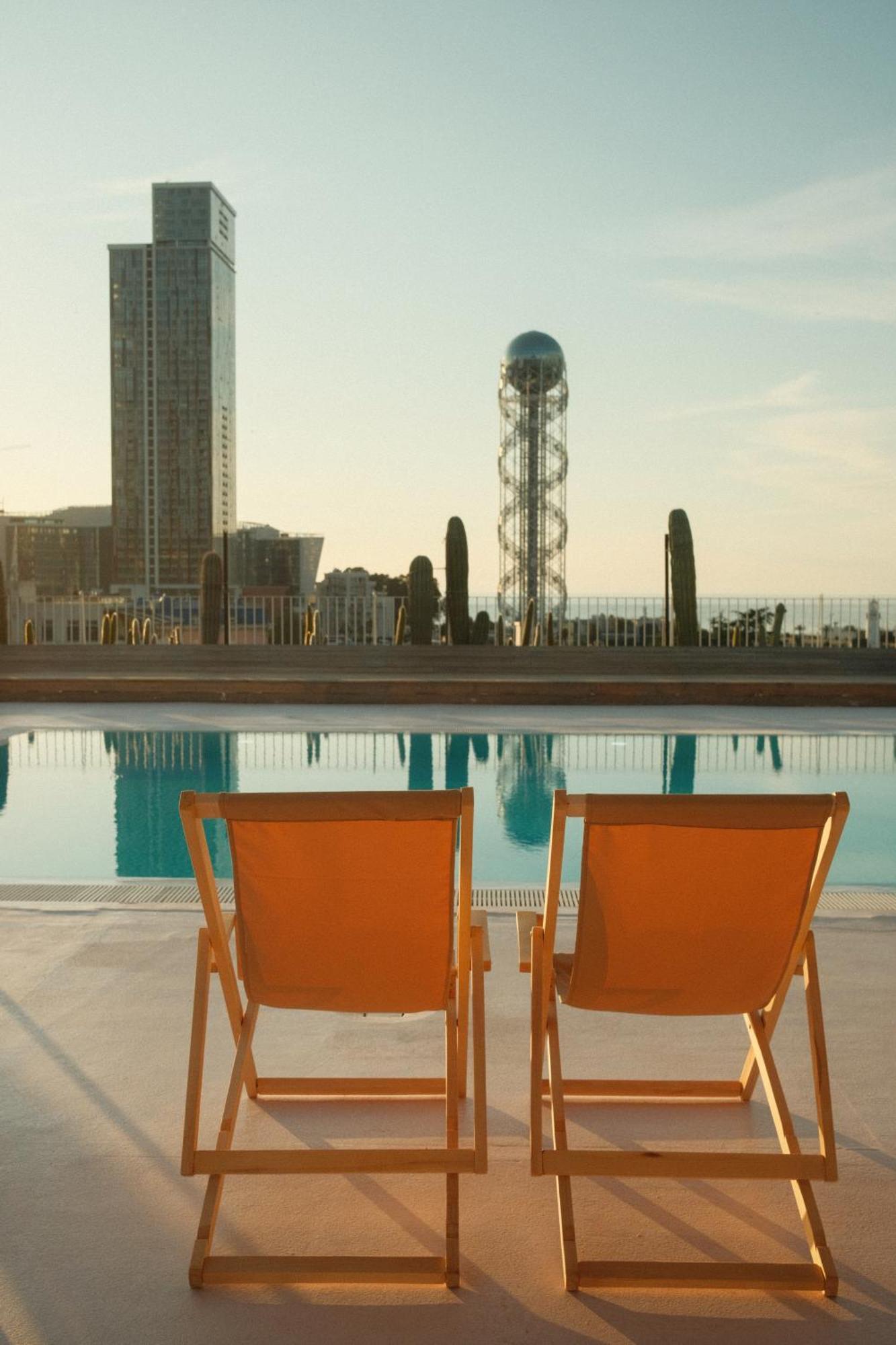 Rooms Hotel Batumi Exterior foto